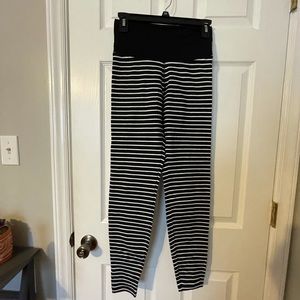 Striped old navy active legging